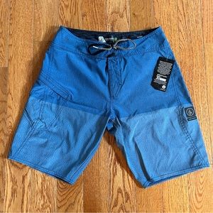 NEW Volcom Bathing Suit Ocean Blue Surf Shorts Size 28